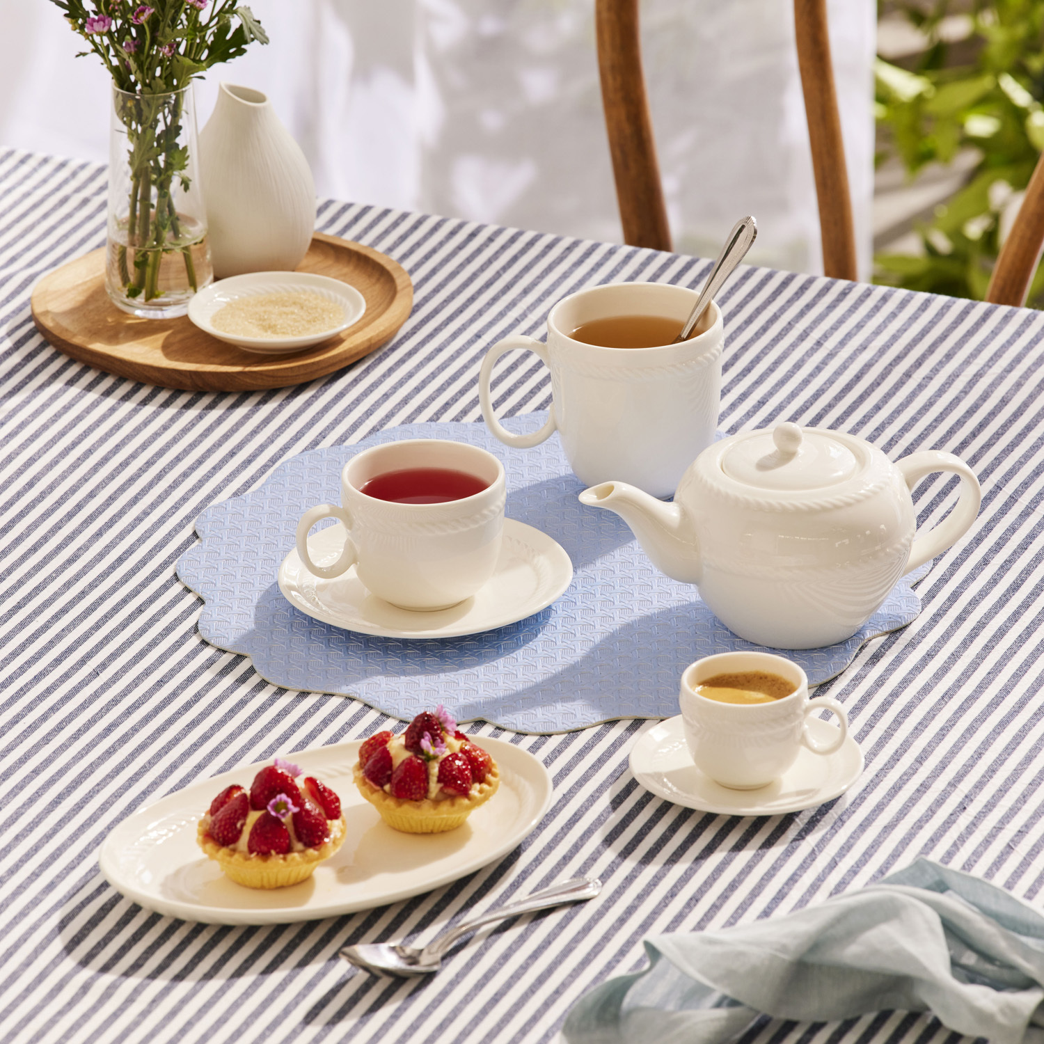 Cordone 225ml Porcelain Coupe Cups & Saucers