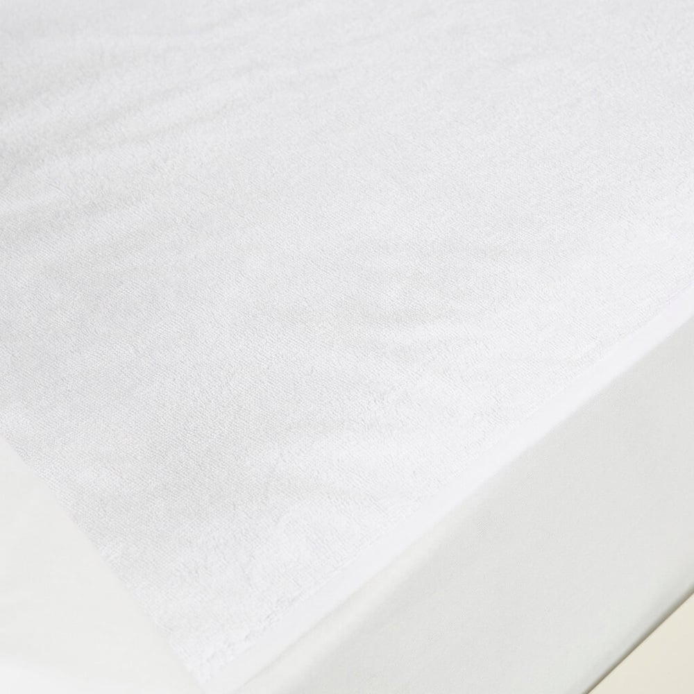 Mega Value Waterproof Mattress Protector