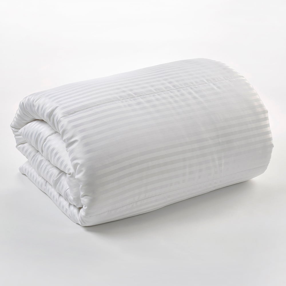 Hotel Luxury Comfort All Seasons Quilt