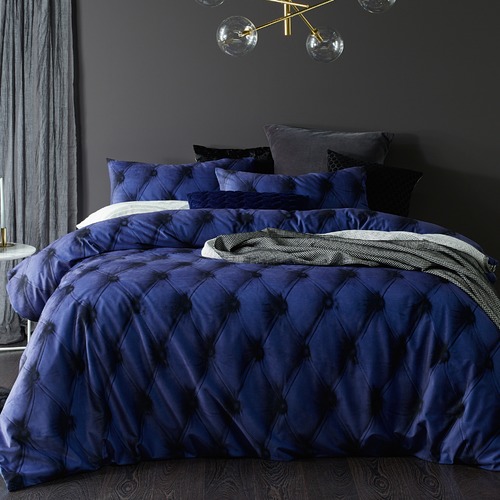 Vintage Design Blue Ons Printed Velvet Quilt Cover Set