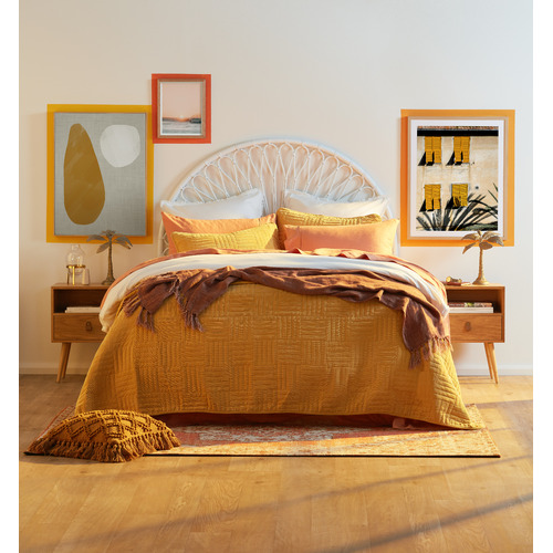 Cuffed-and-Piped-Linen-Sheet-Set-74