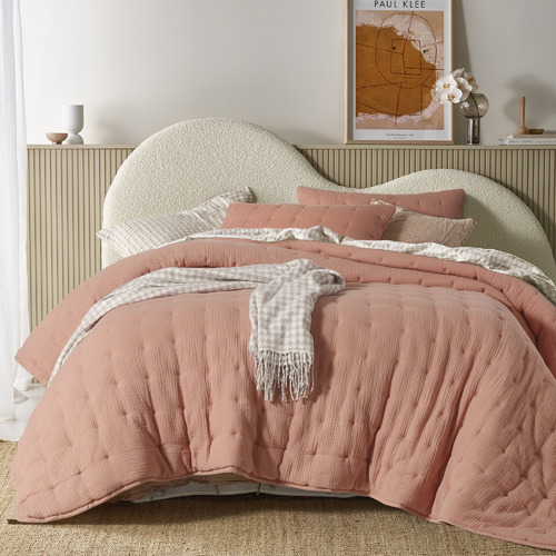 Vintage Design Clay Hugo Quilted Cotton Gauze Comforter Set Temple