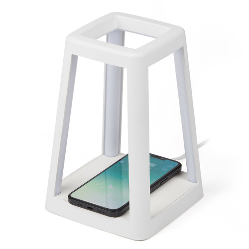 Lantern Outdoor Lamp with Built-In Wireless Charger