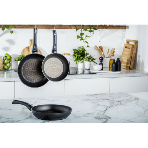 3 Piece Per Salute Skillet Set