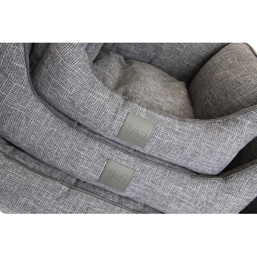 t&s sorrento ash grey dog bed