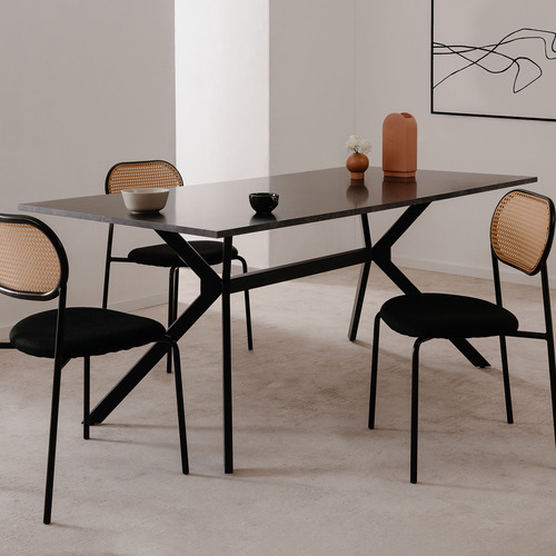 Daphne Dining Table