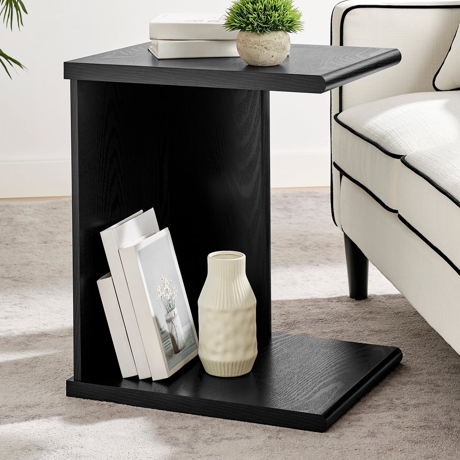 Kainoa C-Shaped Side Table