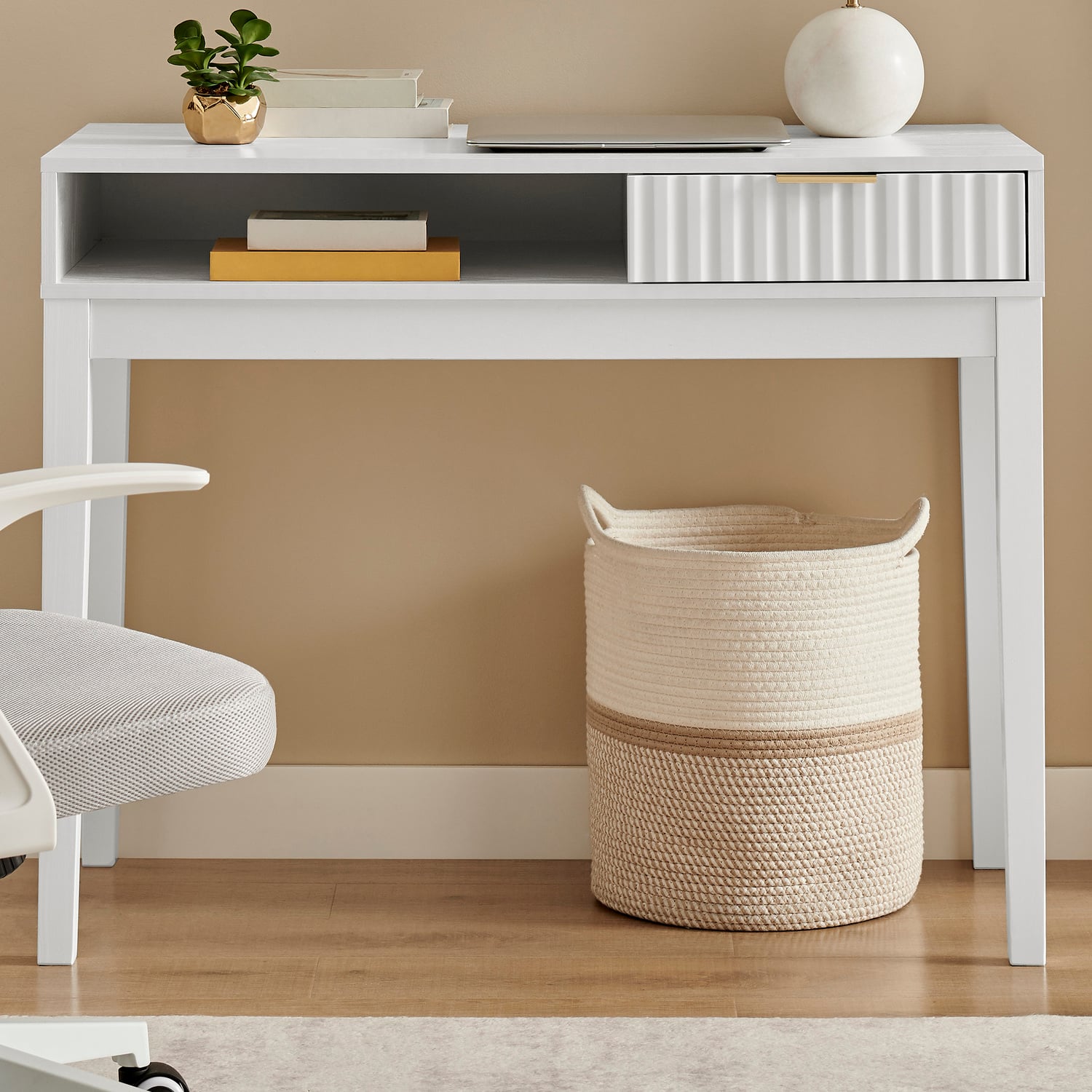Mossveil Pine Wood Desk