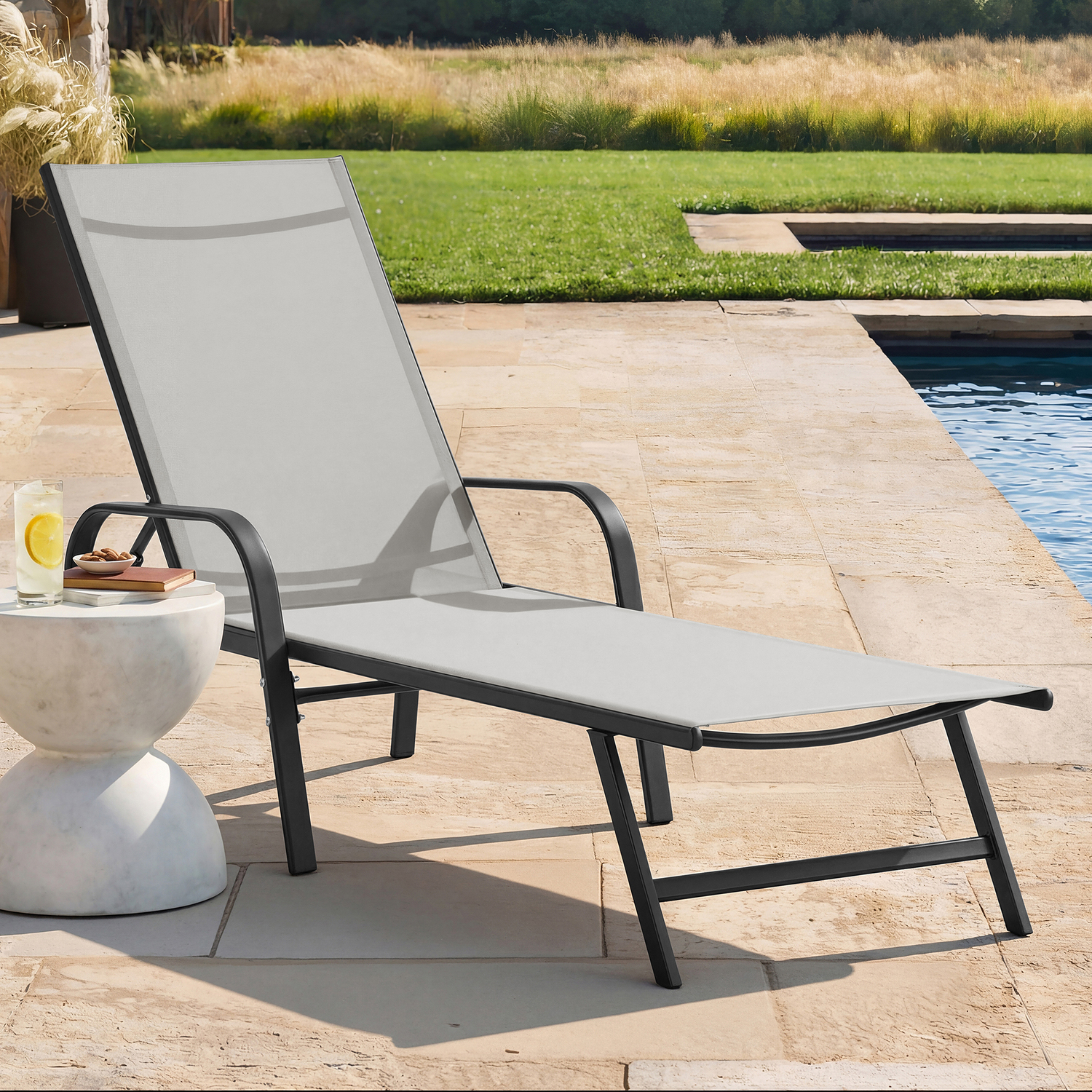 Kagan-Steel-Sun-Lounger