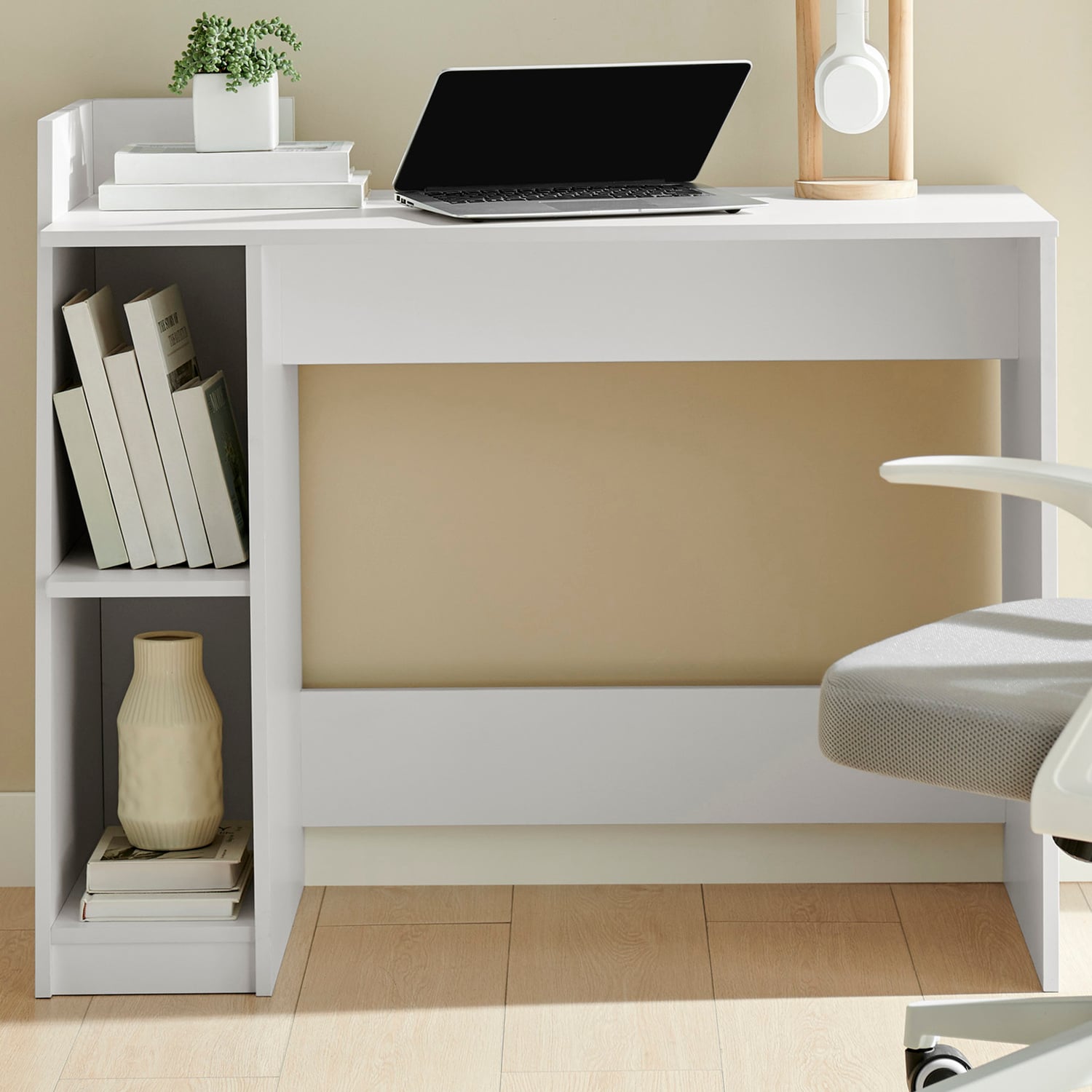Arlequin Study Desk