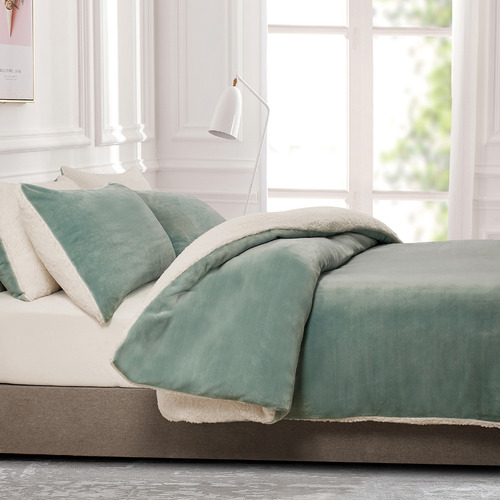 Sage-Green-Dania-Teddy-Sherpa-Quilt-Cover-Set