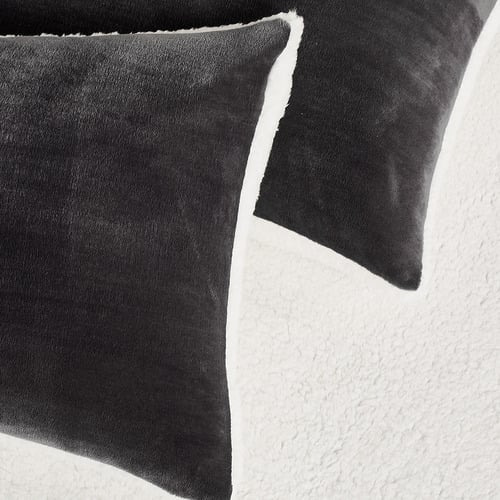 Berryl Teddy Sherpa Standard Pillowcases