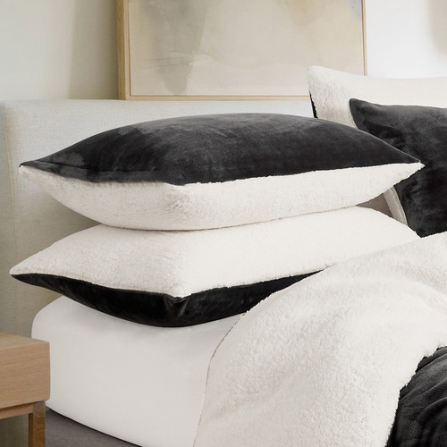 Berryl-Teddy-Sherpa-Velvet-Standard-Pillowcases