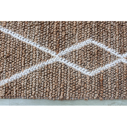White Loft HandWoven JuteBlend Rug Temple & ster