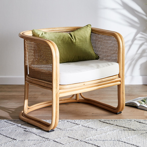 rattan lounge chair