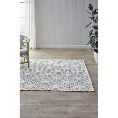 Rowie-Hand-Woven-Cotton-and-Wool-Rug