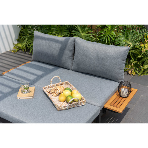 Temple & ster Maui Outdoor Daybed & Side Table Set