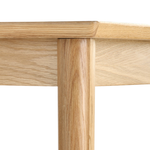 Dion-Herringbone-Oak-Wood-Dining-Table