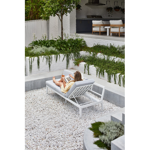 Temple and deals webster outdoor daybed