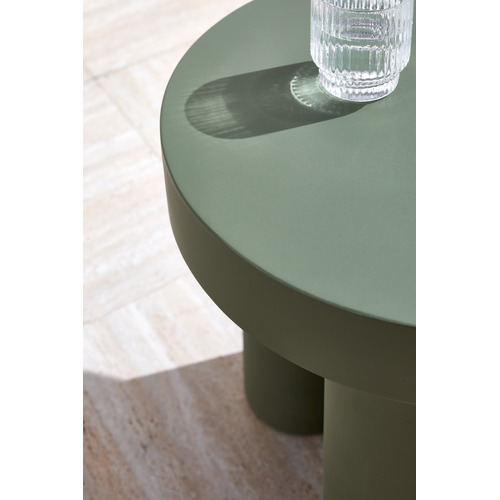 Makkari-Polystone-Outdoor-Side-Table