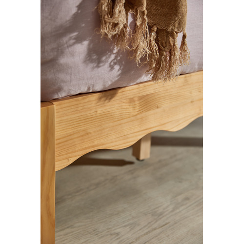Kids-Evelyn-Wavy-King-Single-Bed