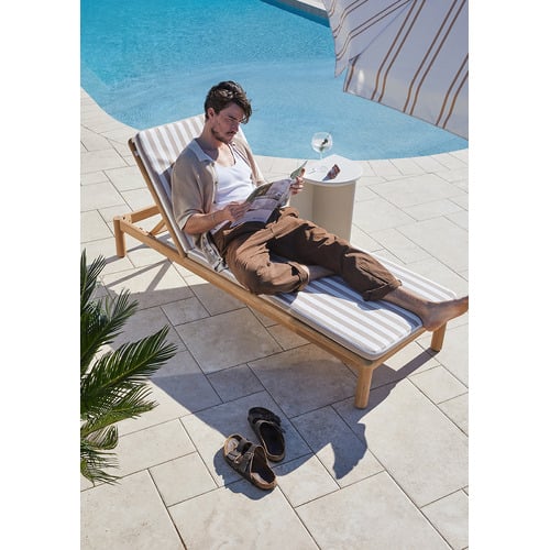 Hunter-Sun-Lounge