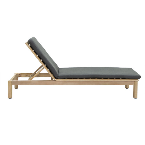 Hunter-Sun-Lounge