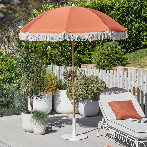 1.8m-Fringed-Beach-Umbrella