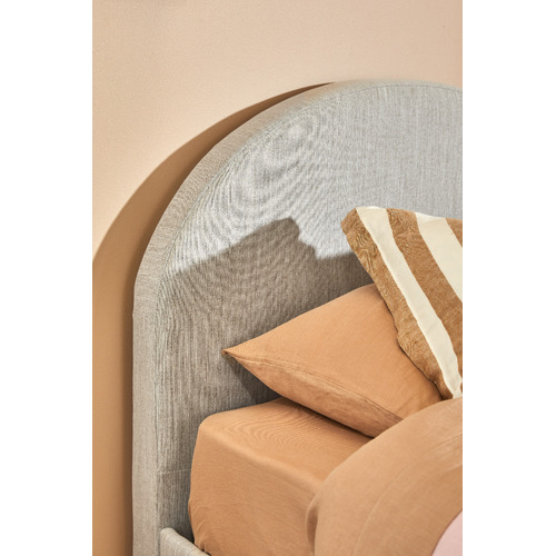 Kids-Arch-Upholstered-Single-Bed