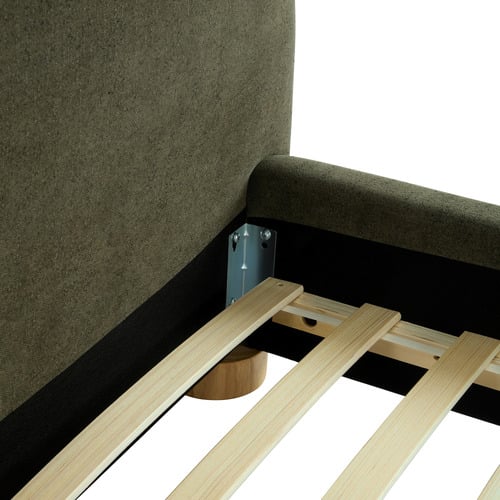 Paloma-Boucle-Bed