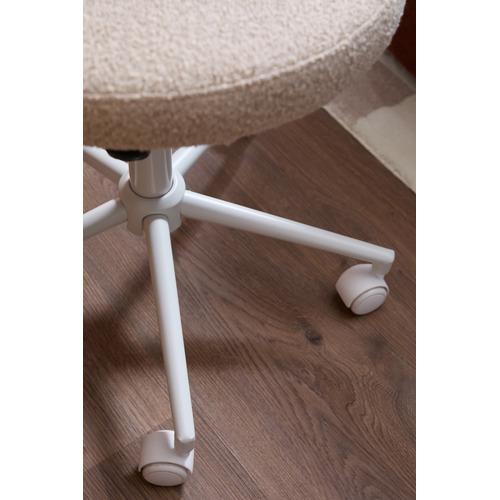 Conrad-Boucle-Office-Chair