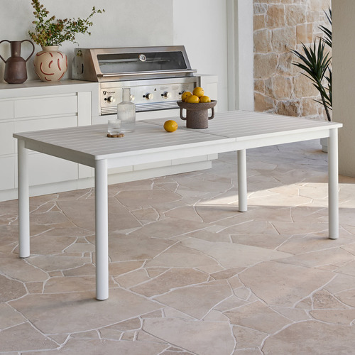 8-Seater-Kamari-Extendable-Outdoor-Dining-Table