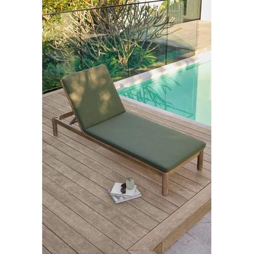 Hunter-Sun-Lounge
