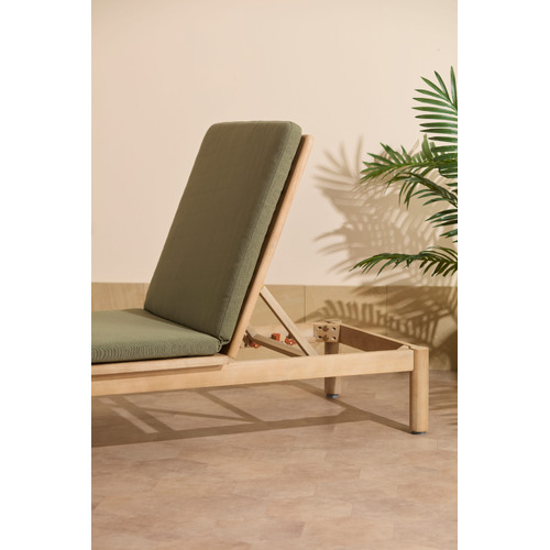 Hunter-Sun-Lounge