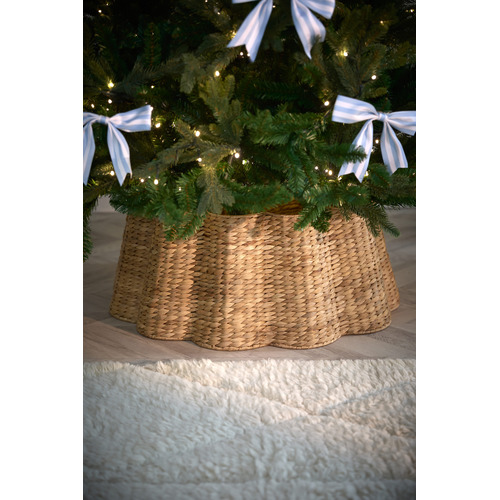 Wavy-Water-Hyacinth-Christmas-Tree-Skirt