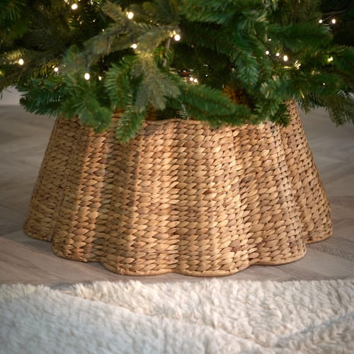 Wavy-Water-Hyacinth-Christmas-Tree-Skirt