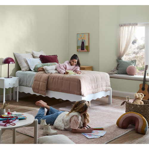 Evelyn Wavy Pine Wood Bed