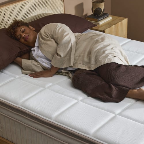 The Luxe Sleepscape Hybrid Mattress