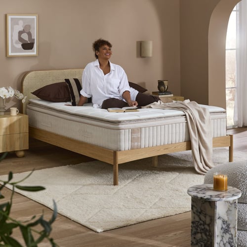 The Luxe Sleepscape Hybrid Mattress