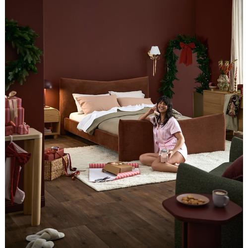 Mela-Upholstered-Bed
