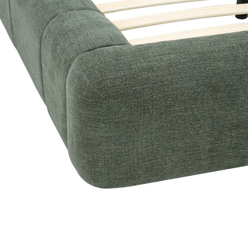 Coco Chenille Bed