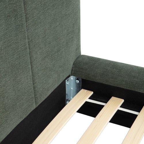 Coco Chenille Bed