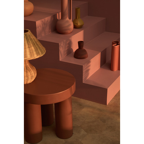 Makkari-Polystone-Outdoor-Side-Table