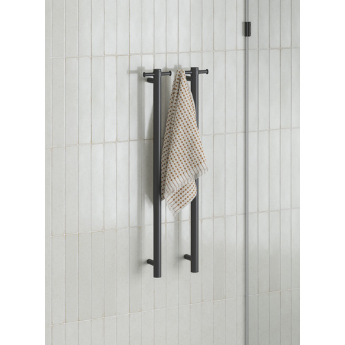 Temple Webster Leo Vertical Heated Towel Bar