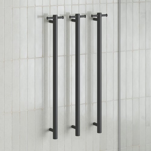 Leo Vertical Heated Towel Bar