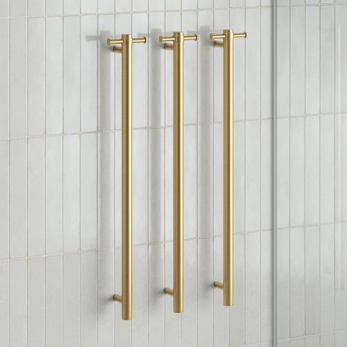 Leo Vertical Heated Towel Bar