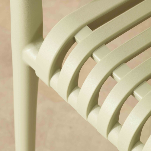 Airlie-Outdoor-Dining-Chairs
