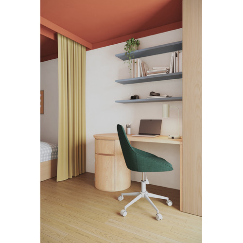 Stevie Pillar 140cm Desk