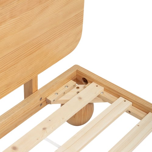 Bobble Pine Wood Ball Foot Bed
