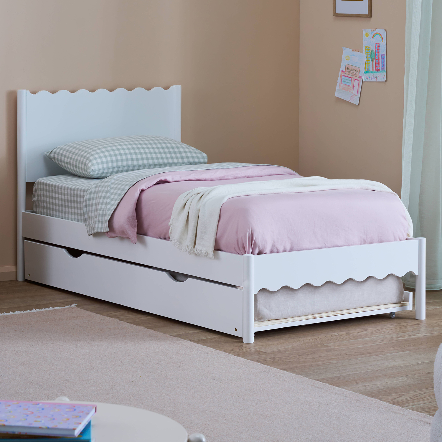 Harbor Chenille Single Floor Bed